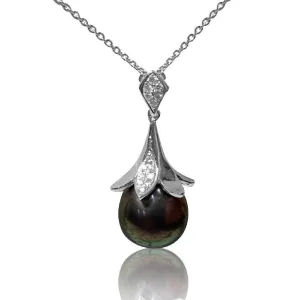 18kt White Gold South Sea Pearl and Diamond pendant