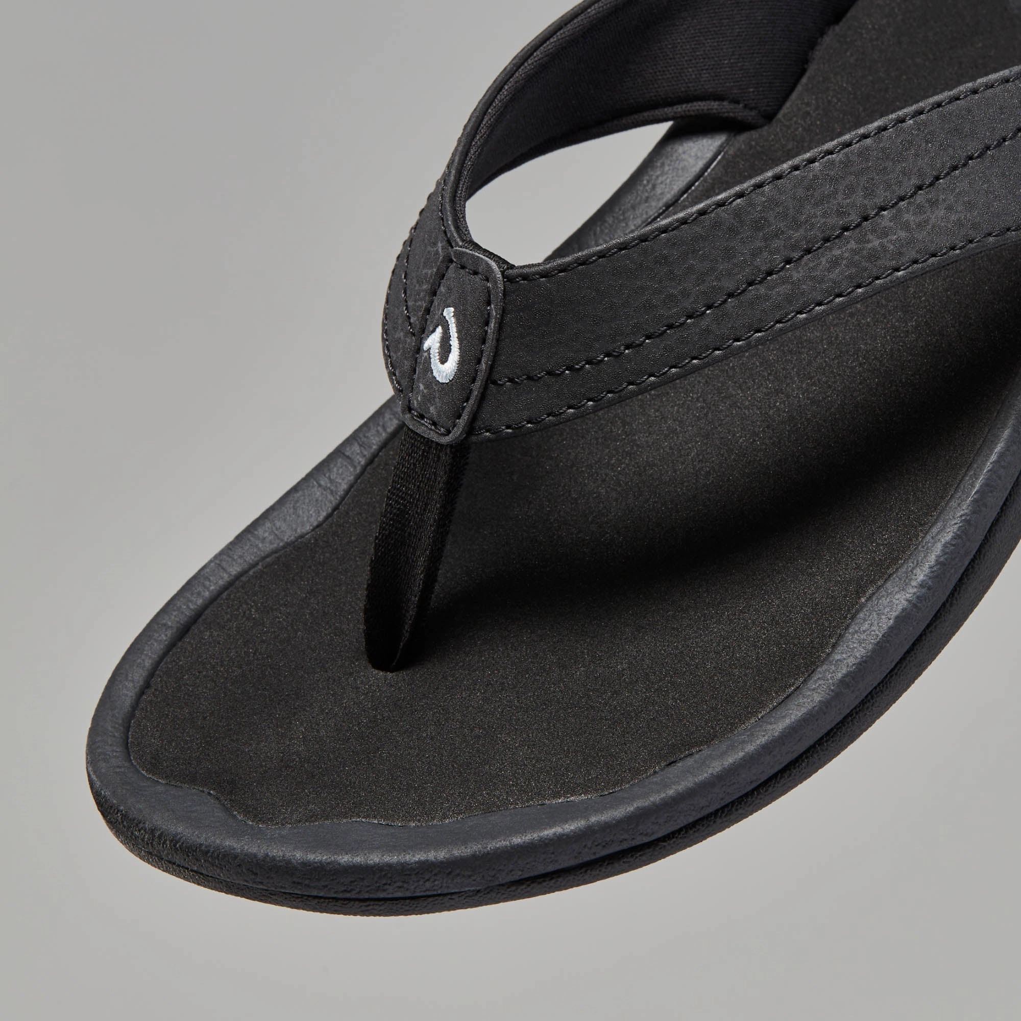 Summer Footwear Essentials ??Ohana - Black