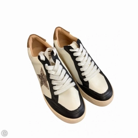 Shoes Sneakers By Oasis Society In Black & White, Size: 7.5 Cushioned Step Adaptive Fit System