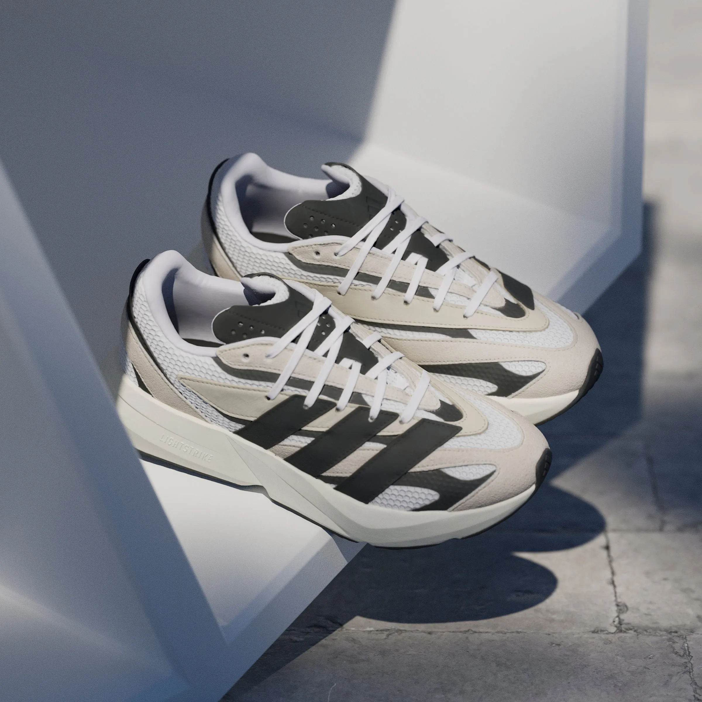 adidas Men's Lightblaze Casual Shoes