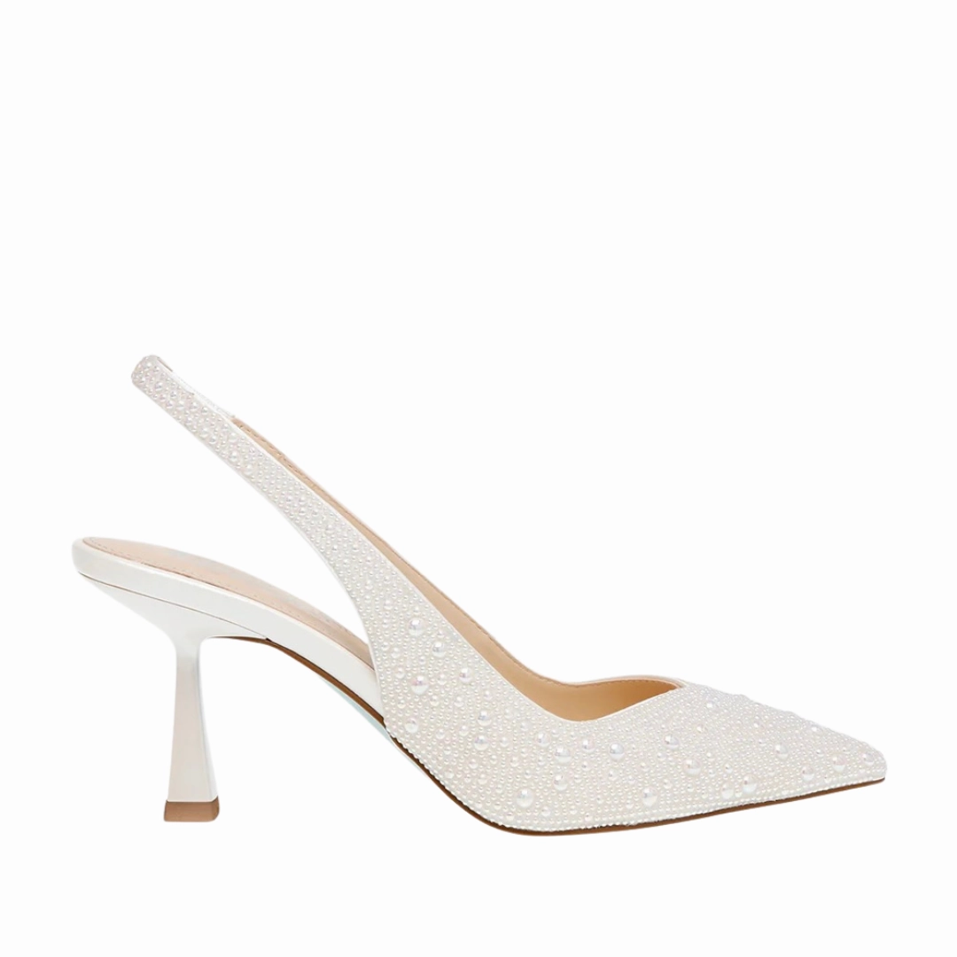 Clark in Ivory Flexible Outsole Stylish Sole