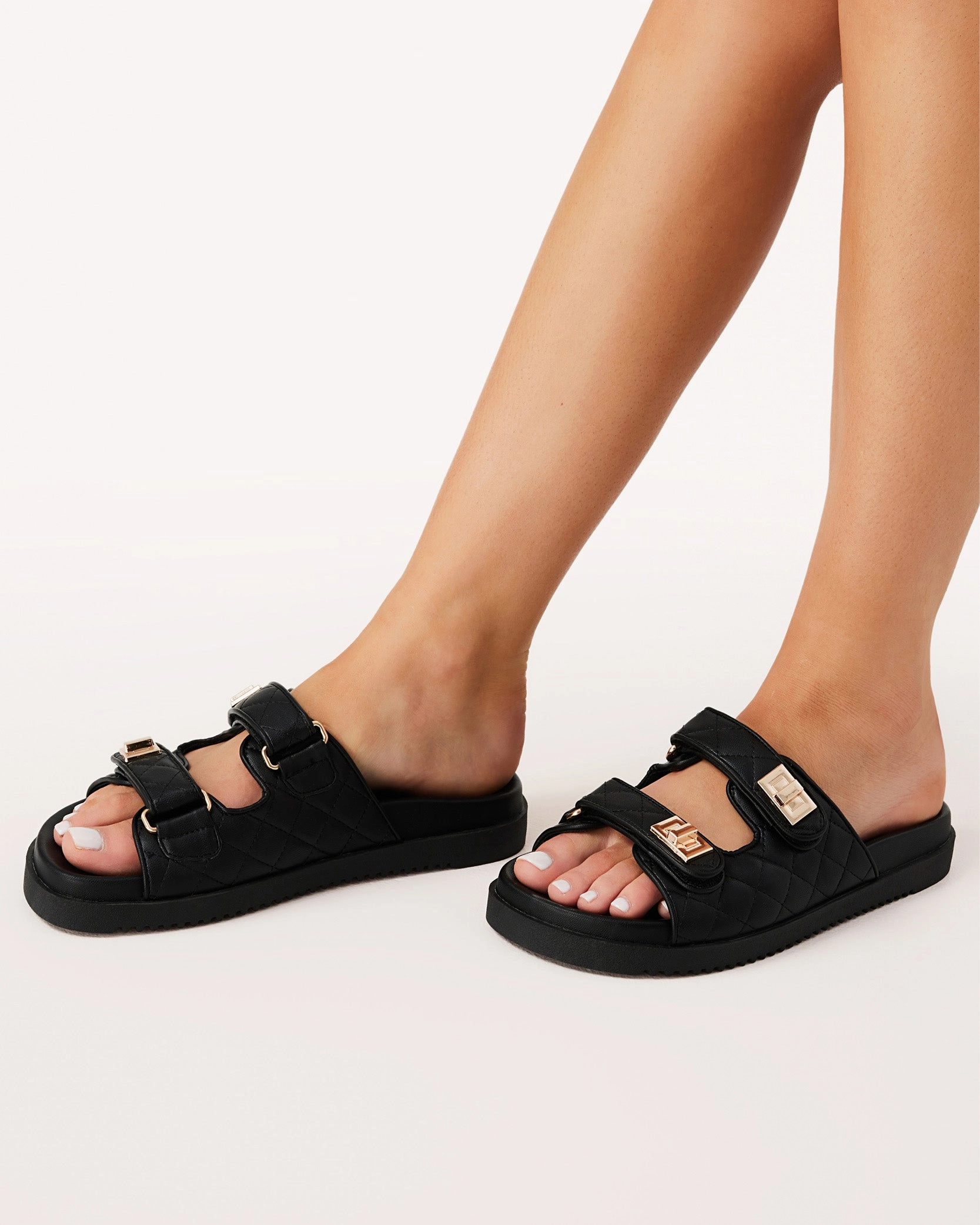 AILEE - BLACK Casual Slip-ons