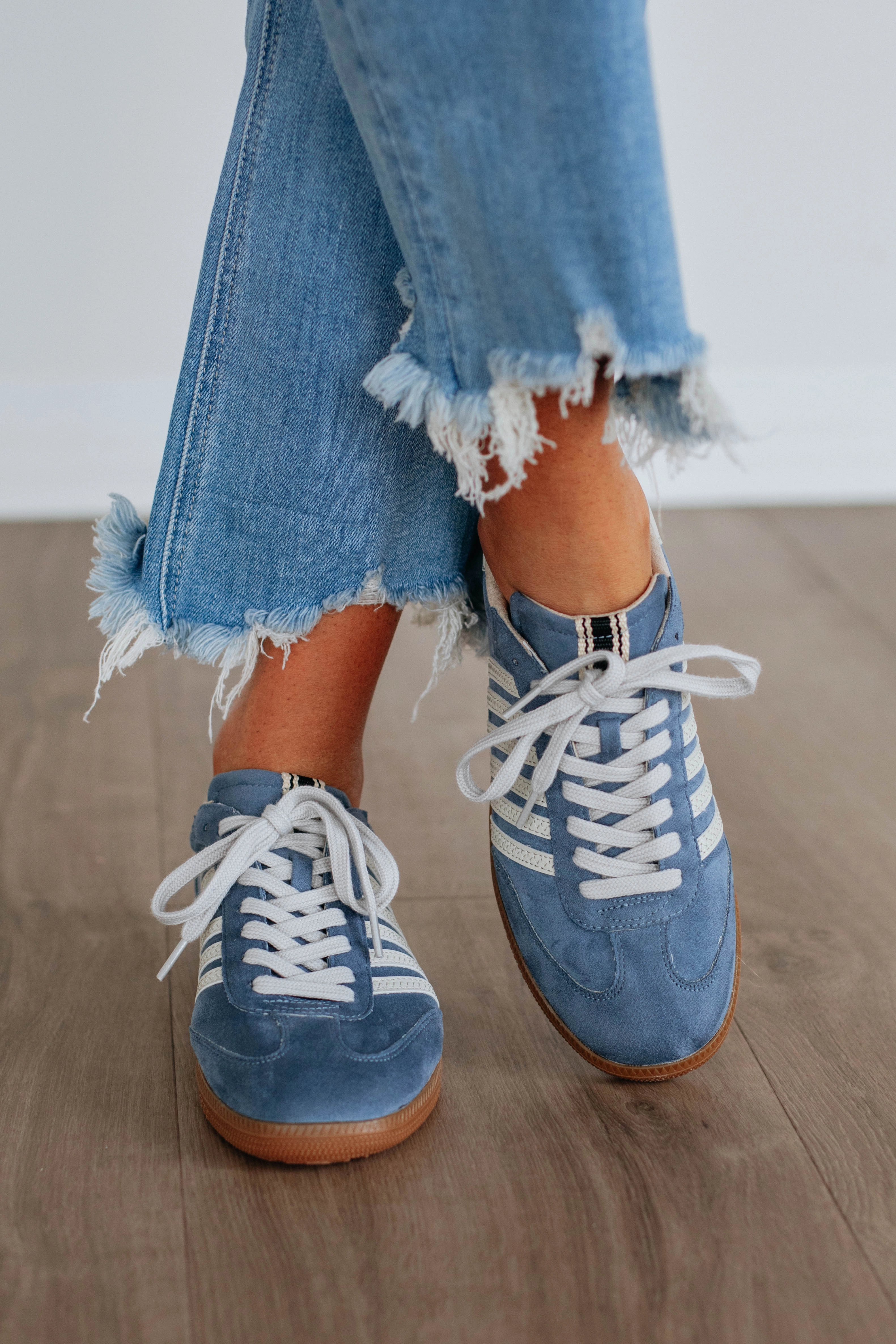 Step Free Ventilation Perforation System Always A Trendsetter Sneakers - Dusty Blue