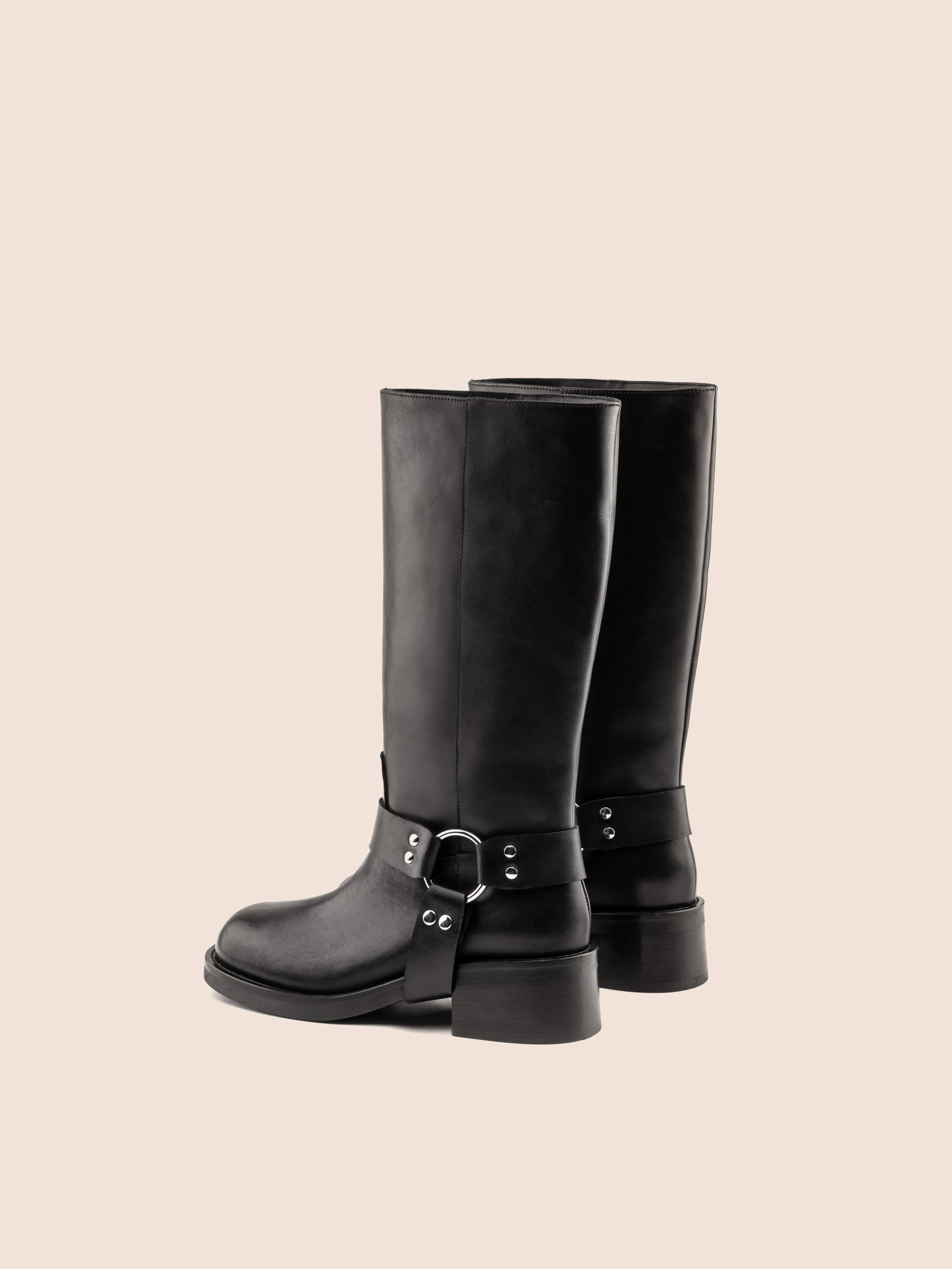 Grippy Outsole Rainy Day Commuter Lightweight Material Lucca Black Boot