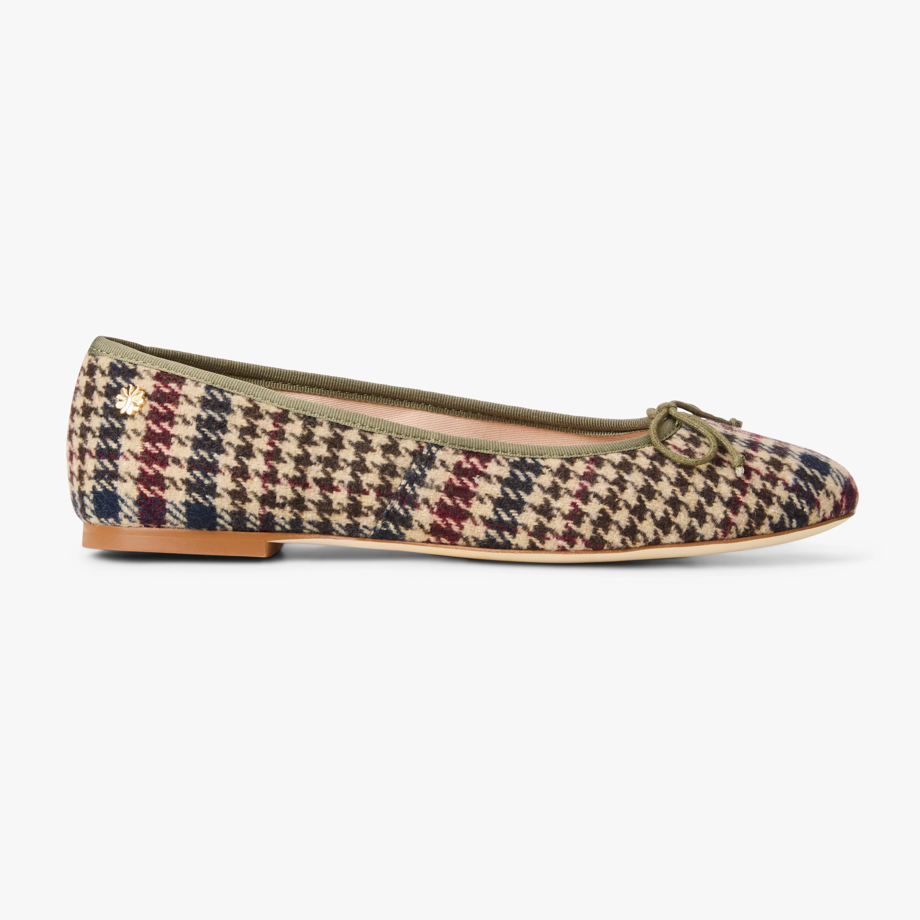Bettie Fabric Ballet Flat Versatile Footwear Style