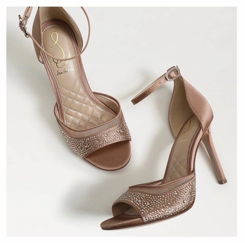 Krissa in Pink Eco Friendly Components Non Marking Tread