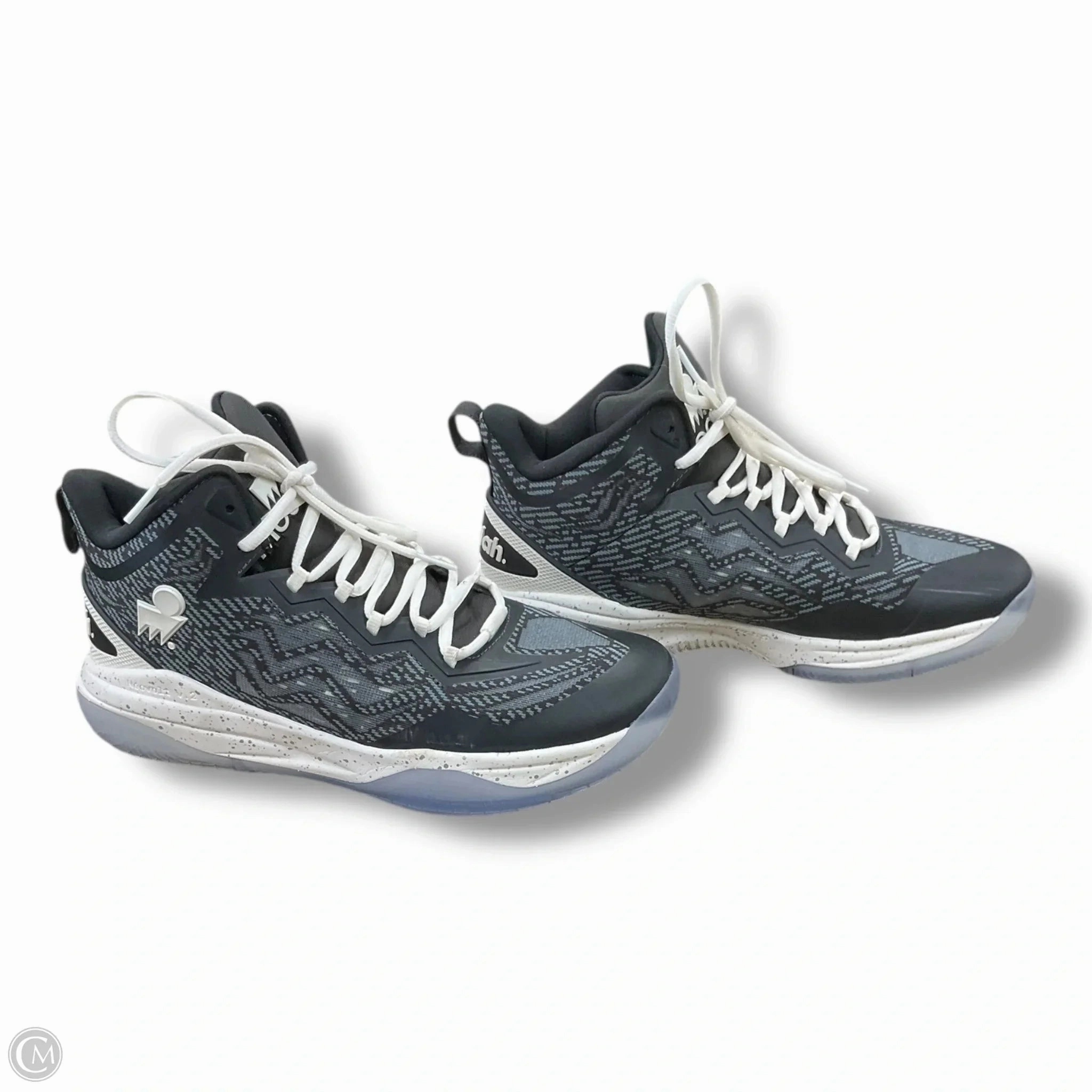Lightweight durability Shoes Sneakers By Clothes Mentor In Black & Grey, Size: 9