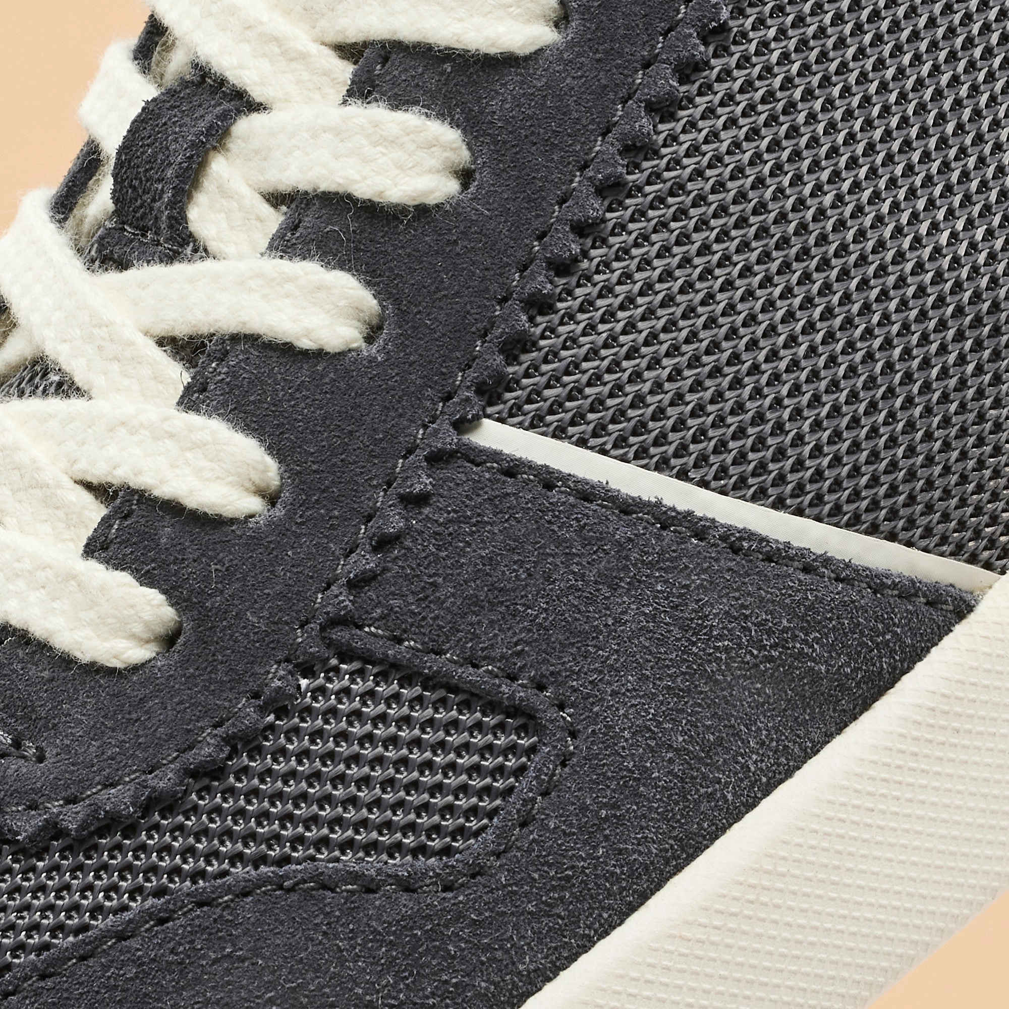 Kaulele Mesh - Lava Rock / Rock Recycled Rubber Compound No Hassle