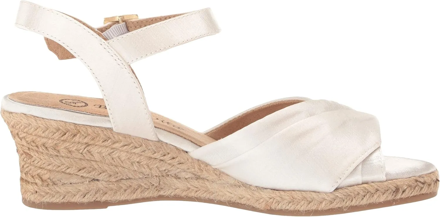 Bella Vita Women's Isabeth Wedge Sandal