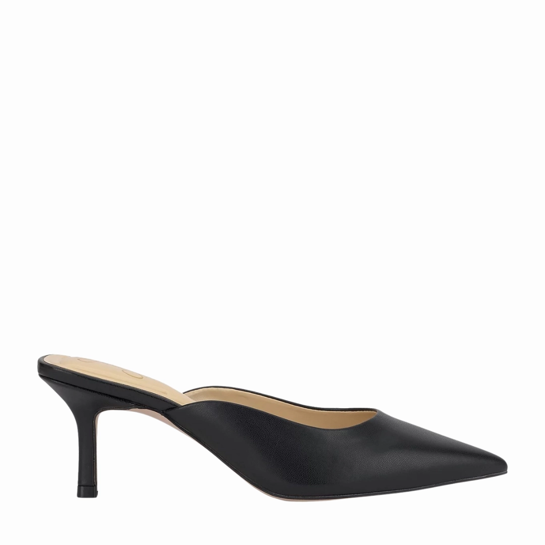 Belvaen in Black Rubber Toe Guard