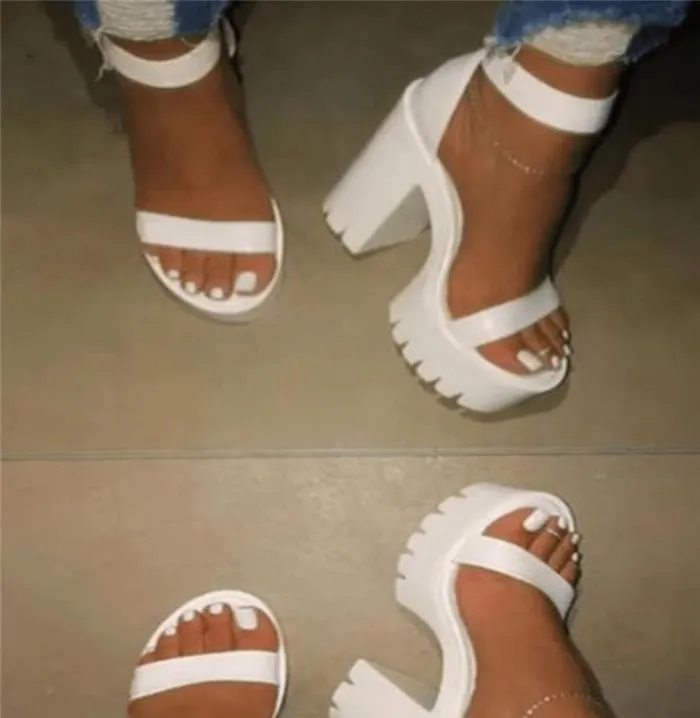 BerriesJam - New Thick High-heeled Simple Roman High Sandals