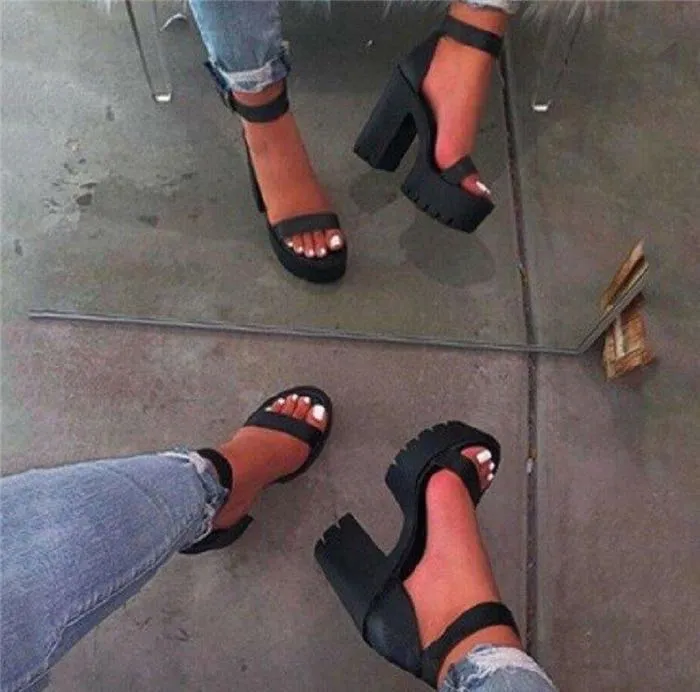 BerriesJam - New Thick High-heeled Simple Roman High Sandals
