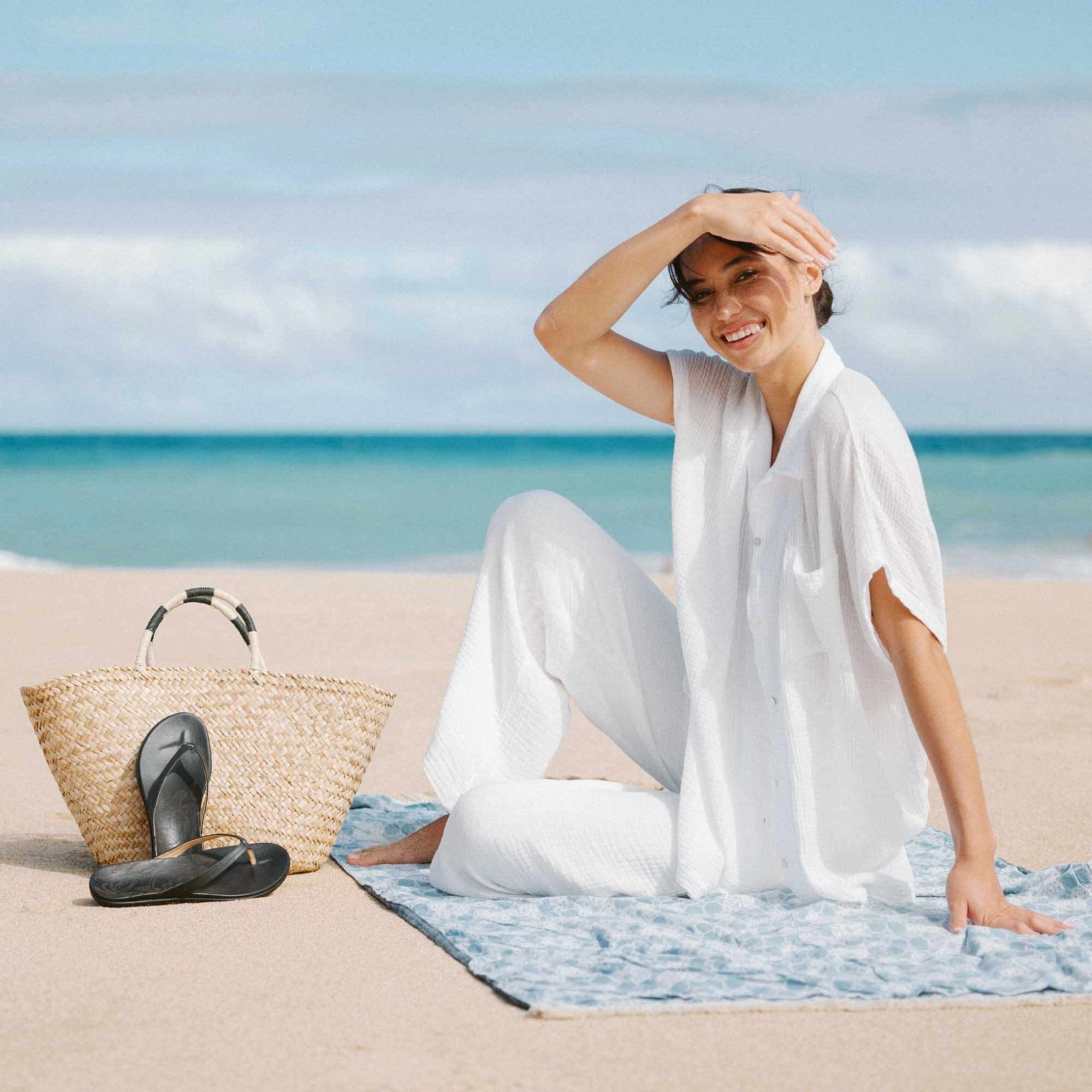 Honu - Black Cool Texture Flexible Sandals