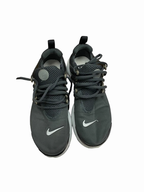 Black & Grey Shoes Sneakers Nike, Size 6Y hybrid design