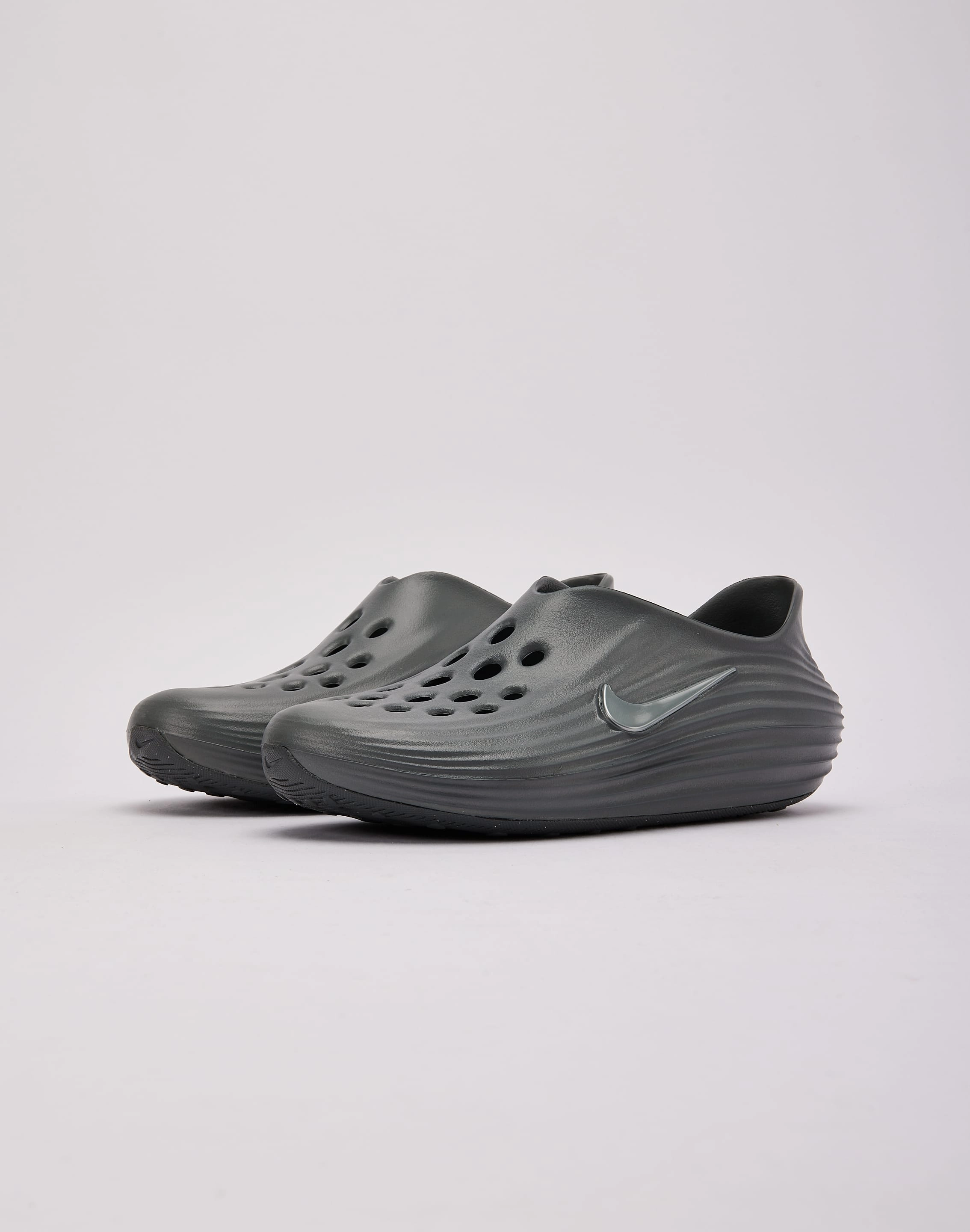 Balance Core Resort Mood Nike ReactX Rejuven8
