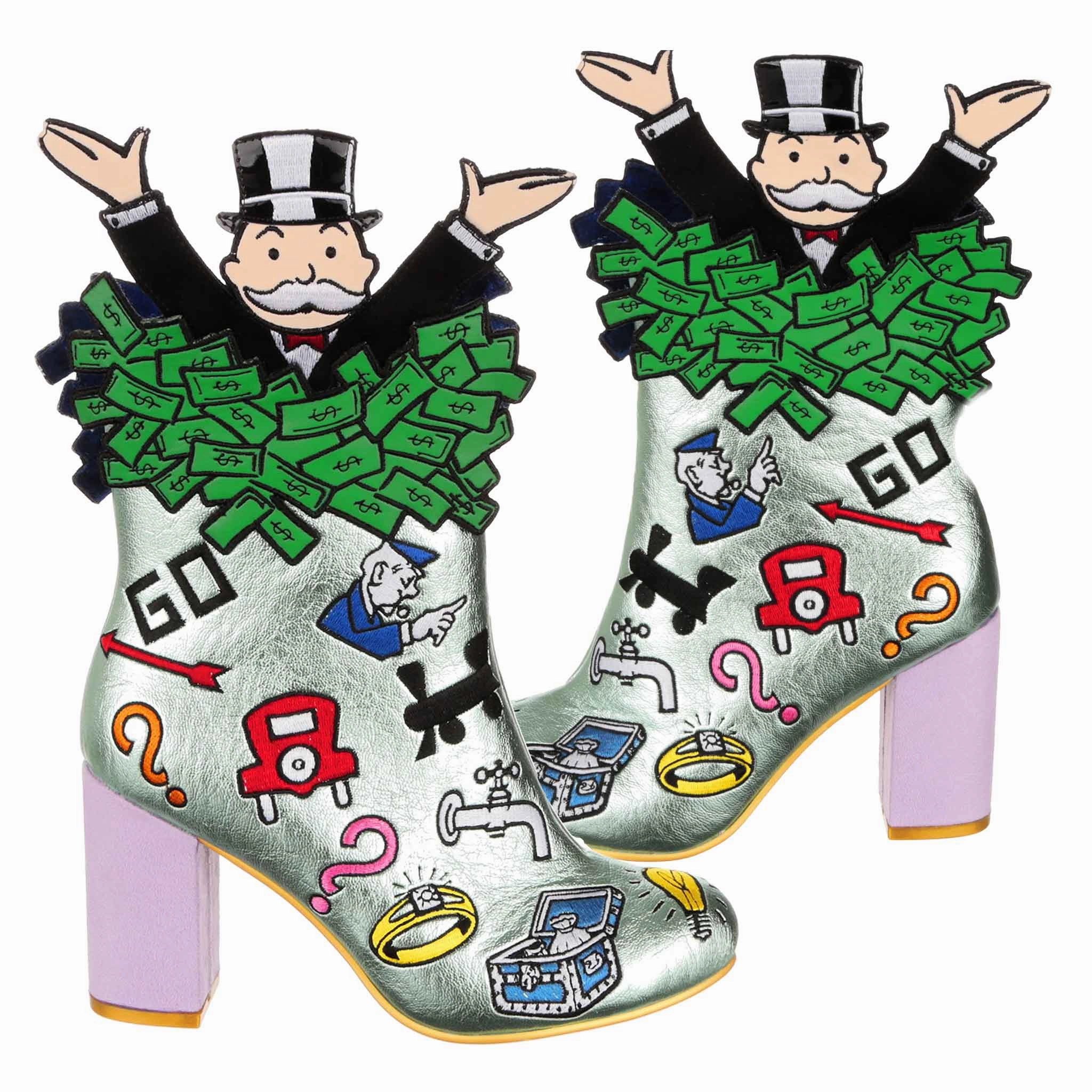 Pass Go Padded Interior Nature Lover Versatile Traction Pattern