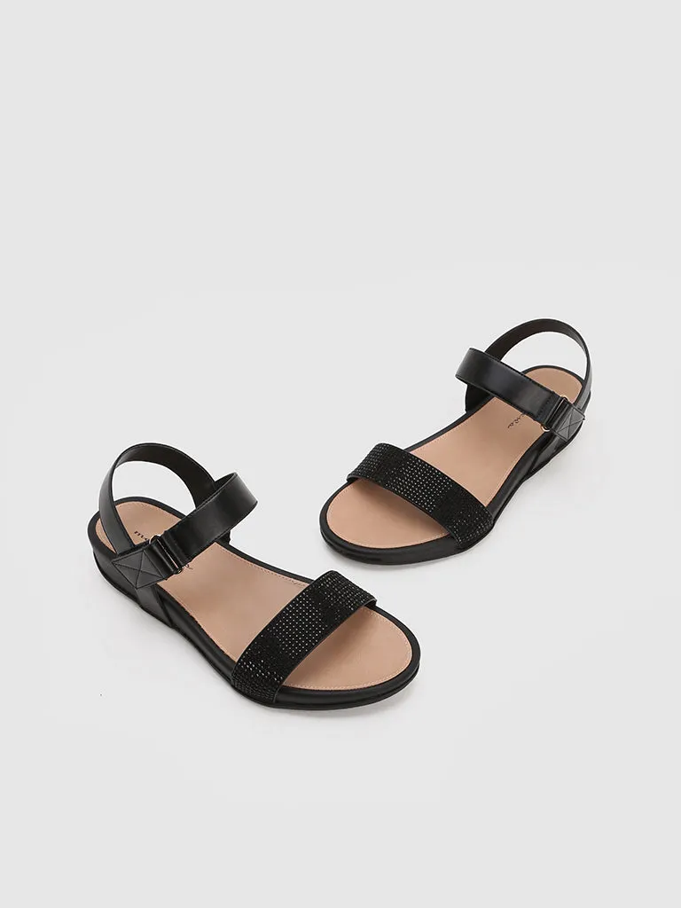 Bruno Flat Sandals