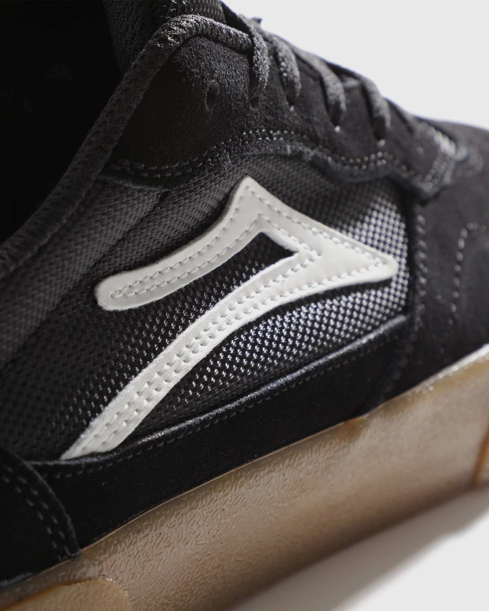 Cambridge - Black/Gum Suede Heel Stabilizer Spring Bloom