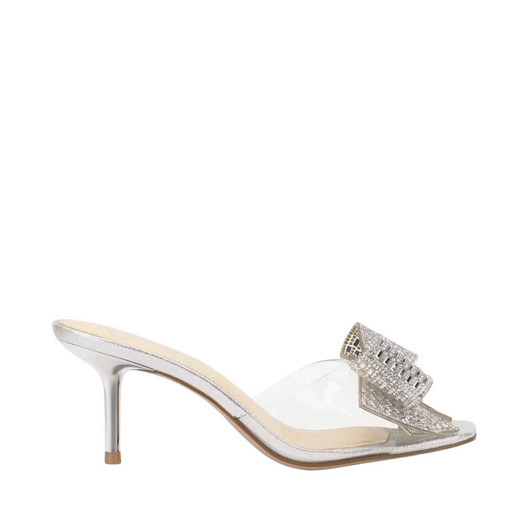 Celisha Traditional Durable Treads