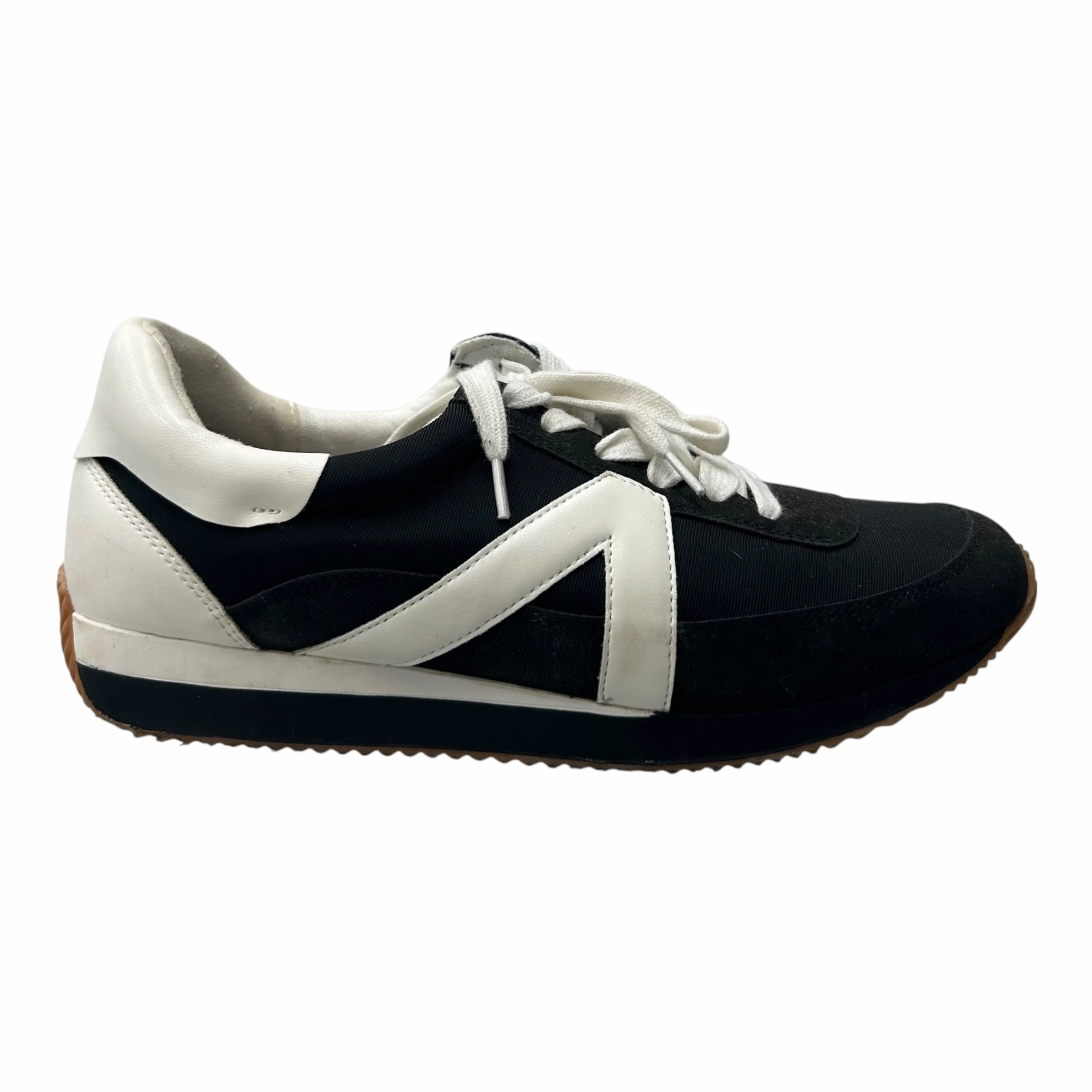 Climate Control Technology Ethical Manufacturing Shoes Sneakers By Loft In Black & White, Size:7.5