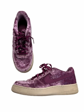 Shoes Sneakers By Nike  Size: 7 Shift Friendly Shock absorption