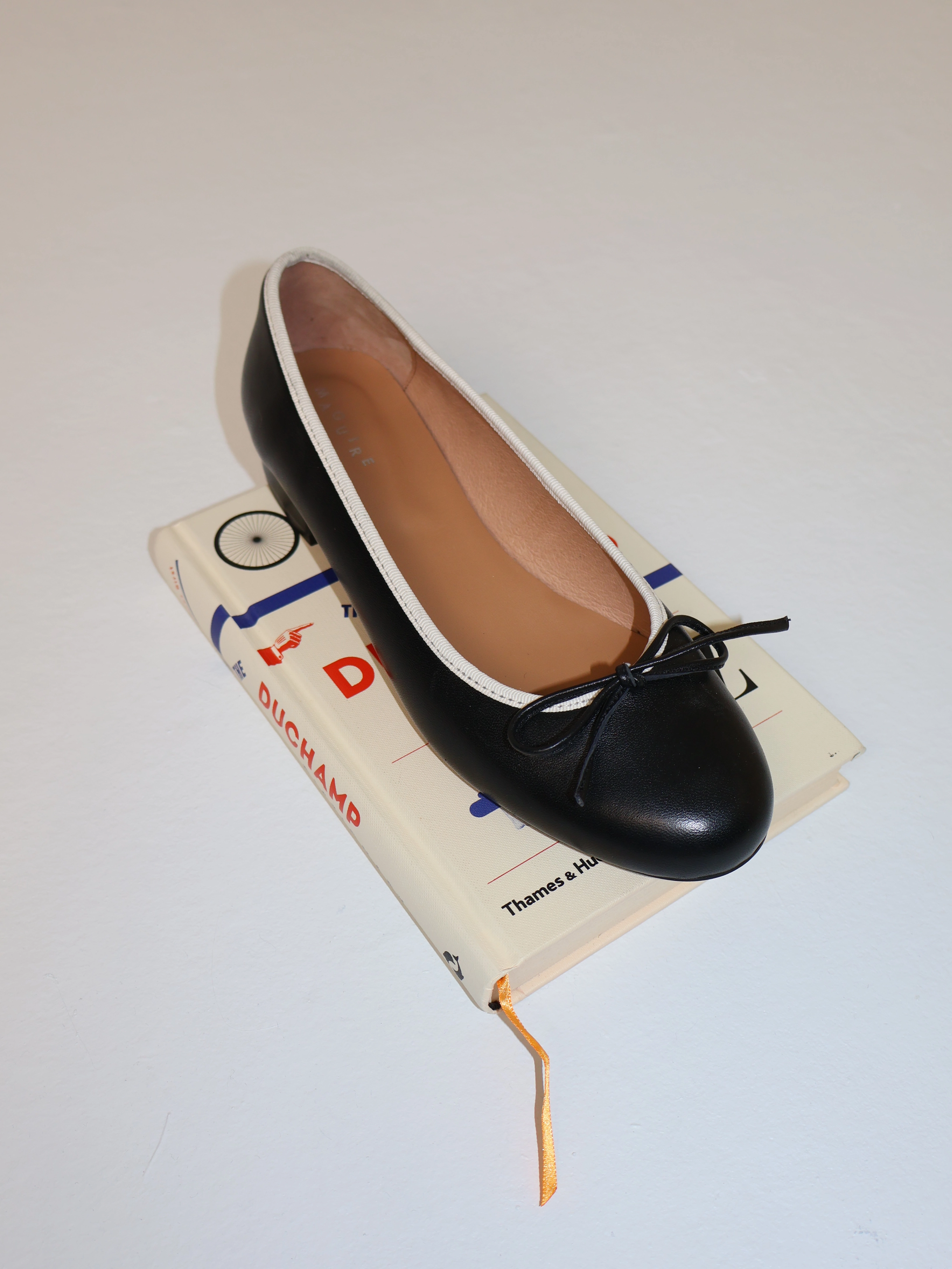 Elegant Covelo Black Ballerina