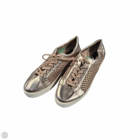 Shoes Sneakers By Steve Madden In Rose Gold, Size: 9.5 Crisp Touch Impact Diffusing Design