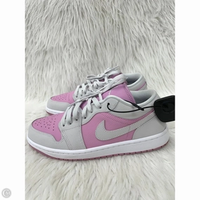 Contoured Footbed Synthetic Upper Shoes Sneakers By Nike In Grey & Pink, Size: 9
