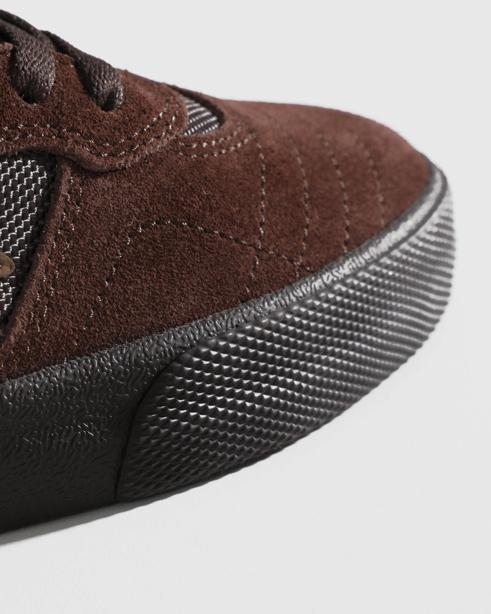 Fresh Tone Cambridge - Chestnut Suede Monochrome