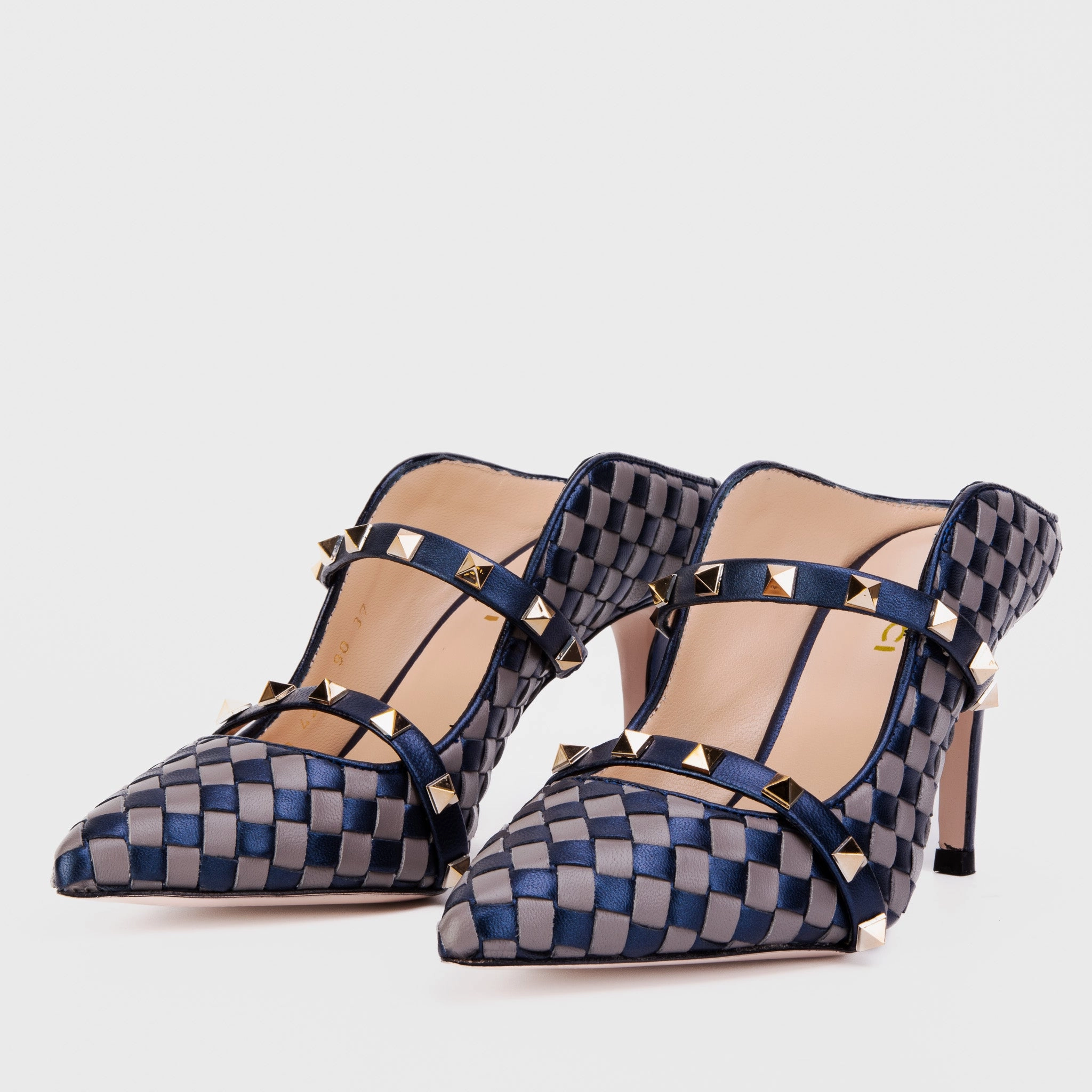 therapeutic The Dosso Navy Blue Handwoven Pointy Toe Leather Women Sandal