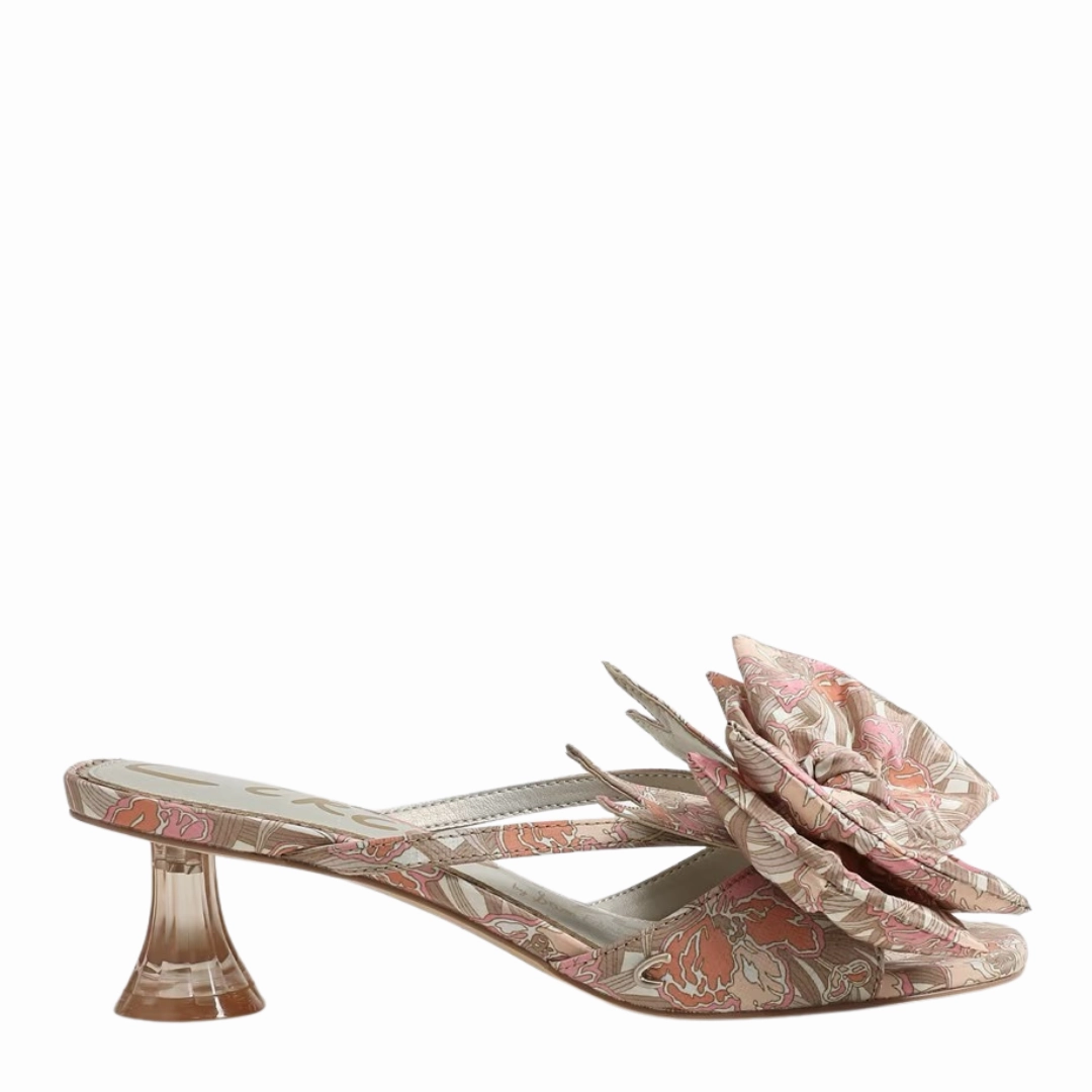 Natalia Cushioned look