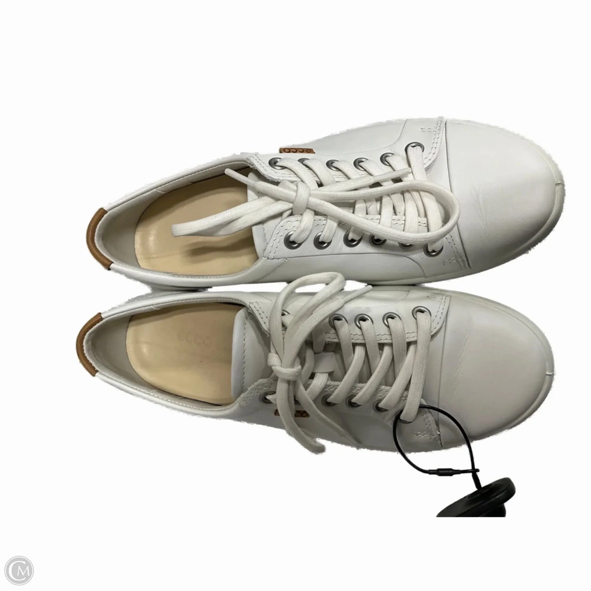 Textured Outsole Fast Routine Shoes Sneakers By Ecco In White, Size: 6