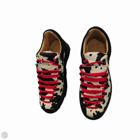 Shoes Sneakers By Cma In Black & White, Size: 10 Work Comfort