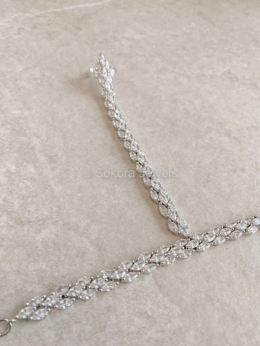 Fleur Diamante Hand Harness