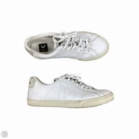 Urban Minimal Shoes Sneakers By Cma In White, Size: 7