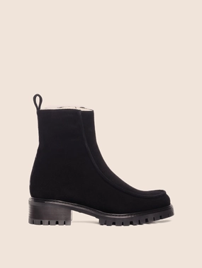 Effortless Style Rugged Built Night Travel Vigo Black Suede Lined Boot