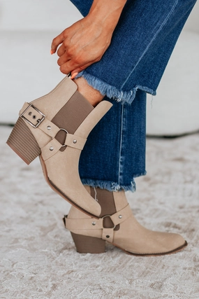 Stay In Tune Boots Slip On