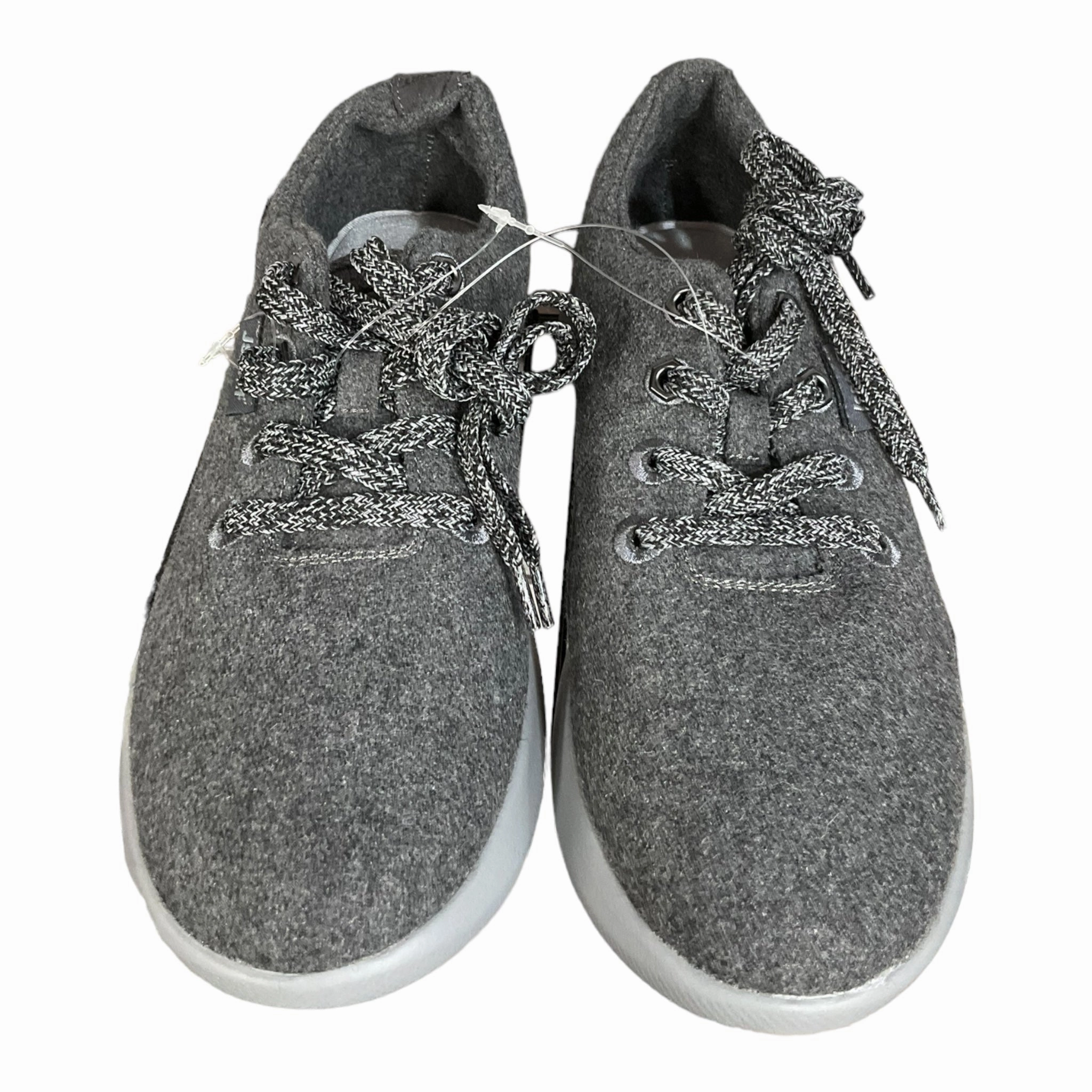 Grey Shoes Sneakers Clothes Mentor, Size 8.5 Urban Commuter