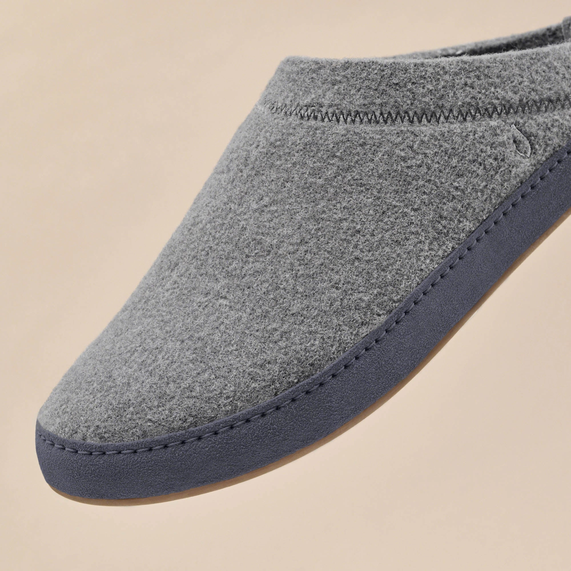 H??mani Hulu - Graphite / Trench Blue Comfort Strapping Noise Reducing