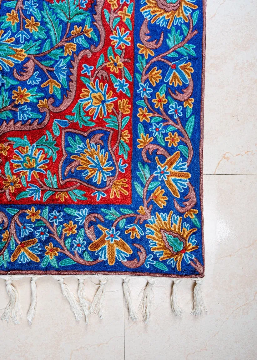 Hand Aari Embroidered chain stitch rug 3ft x 5ft (91cm x 152.4 cm)