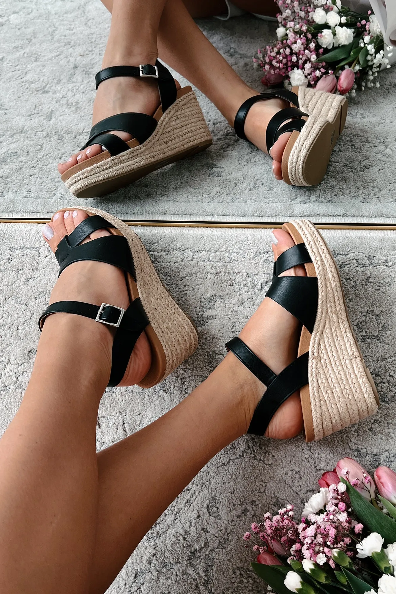 Havana Living Wedge Sandals (Black)