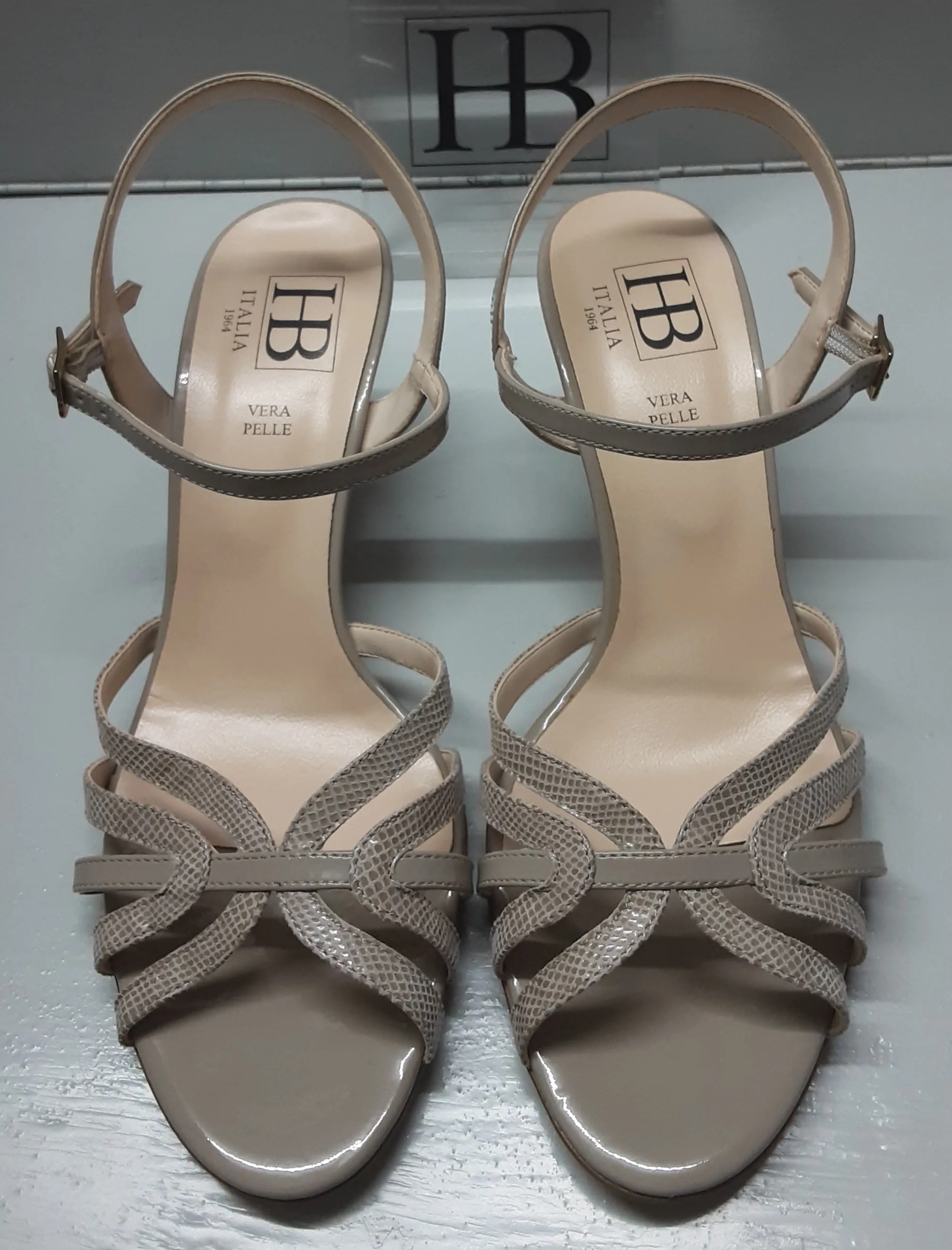 HB Italia - 860 STEFANIA SANDAL - Beige Patent
