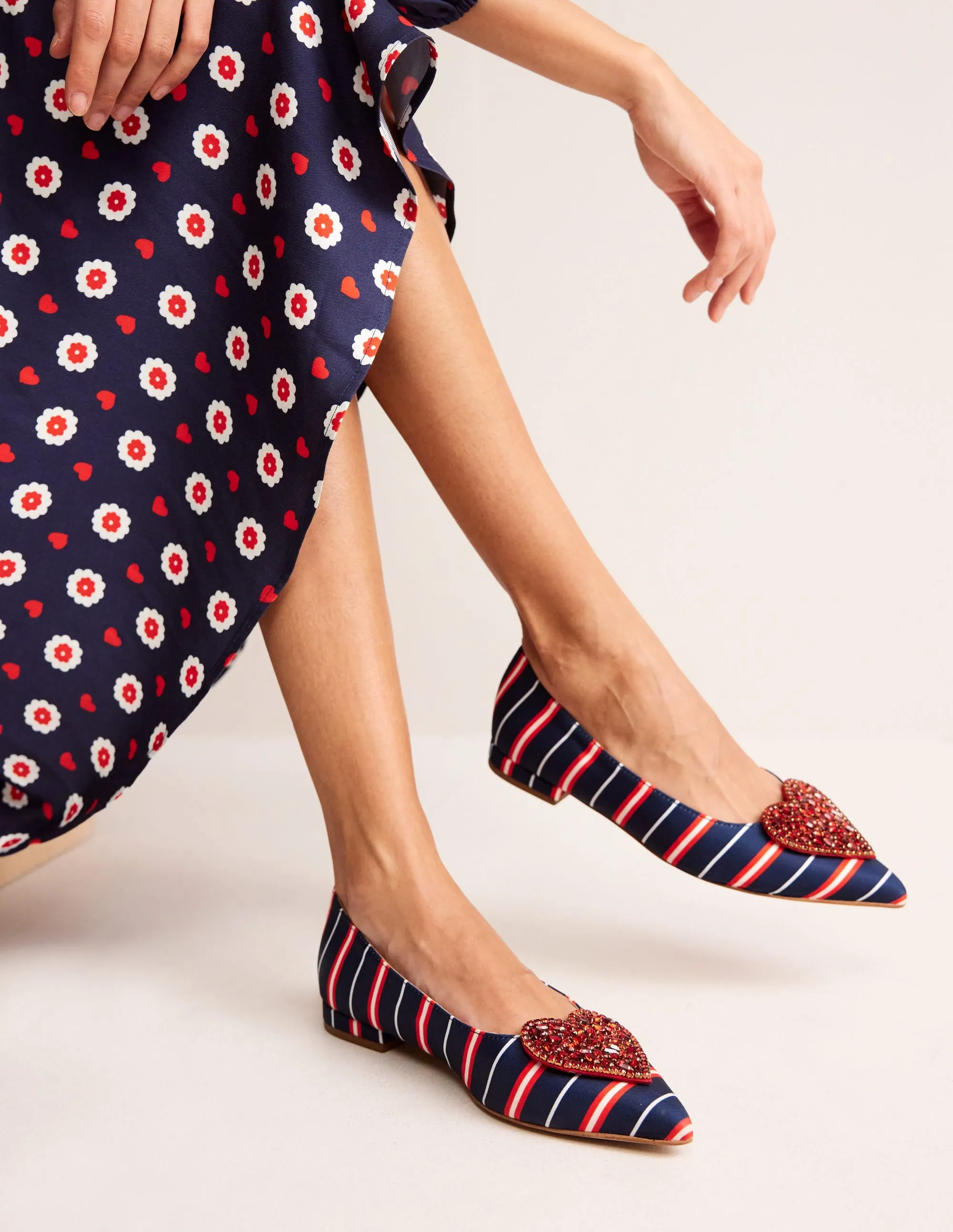 Heart Embellished Flat Point-Navy Stripe