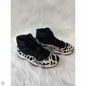Adjustable Heel Lock Shoes Sneakers By Nike In Animal Print, Size: 7.5