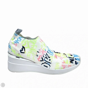 Casual Footwear Shoes Sneakers By Dkny In Green & White, Size: 9