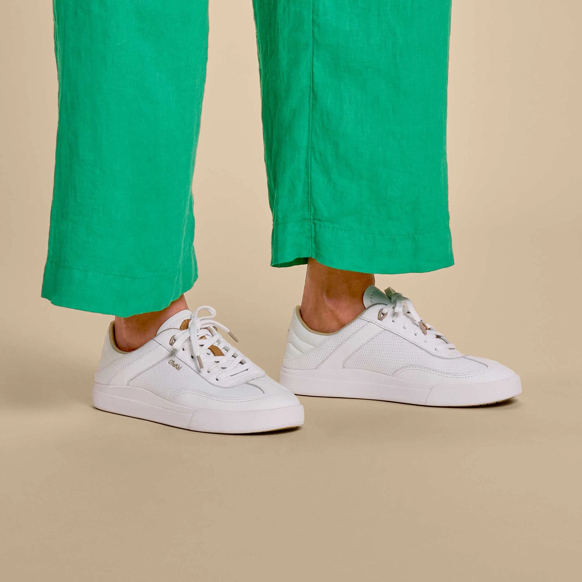 K??lea - White Ergonomic Wellness Seekers Core Support