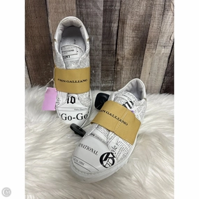 Shoes Sneakers By Cmb In Black & White, Size: 9 Energy Boost
