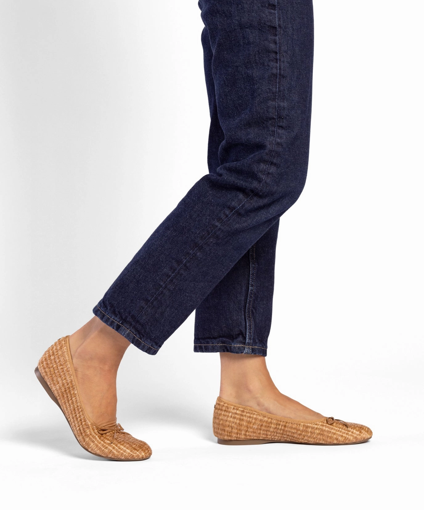 The Songbird - Tan Raffia Market Lane Anti Odor Technology