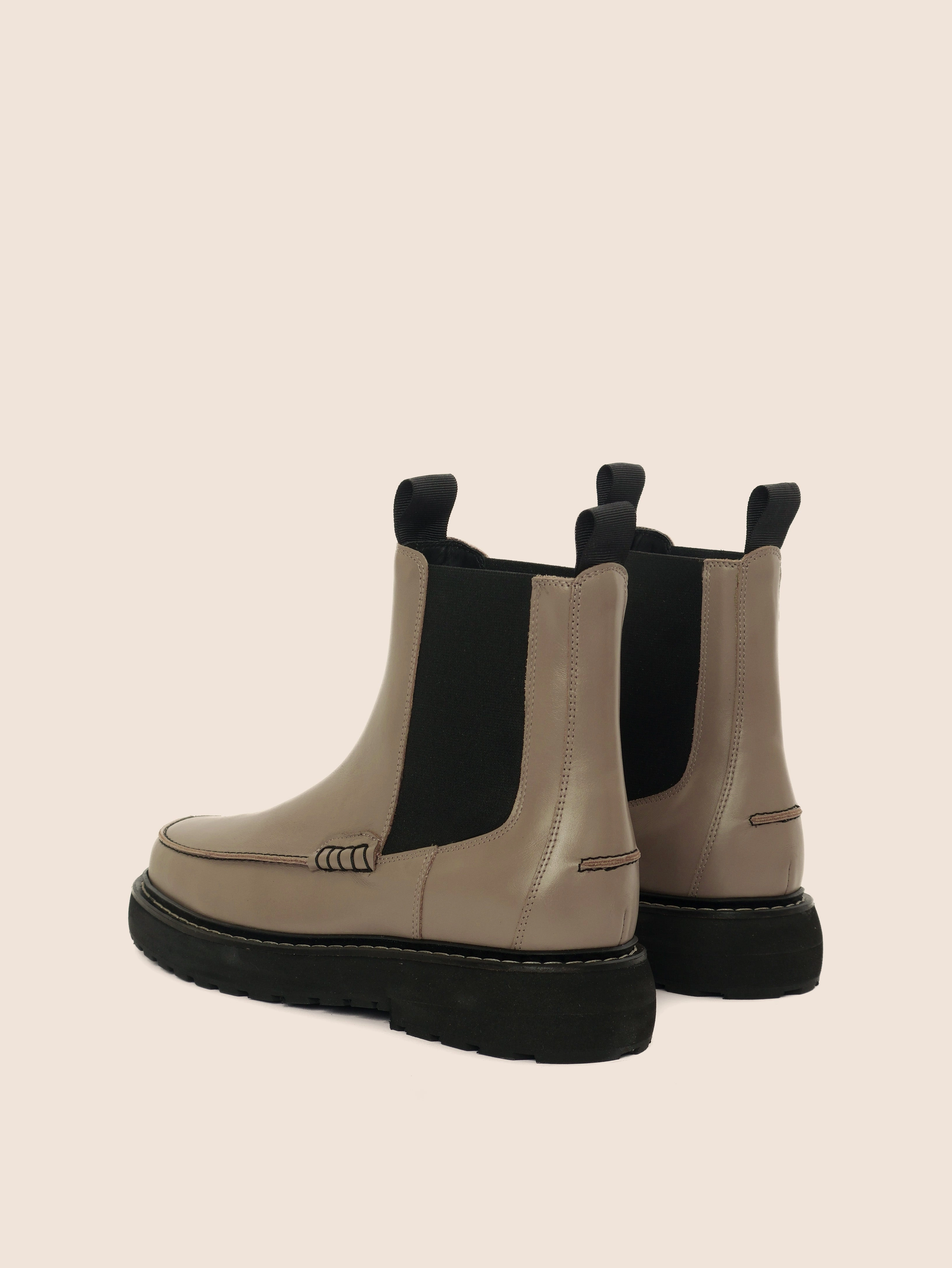 Grip Strong Lagoa Taupe Unlined Boot