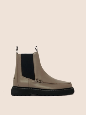 Protective Finish Weather Resistant User microfiber Lagoa Taupe Unlined Boot